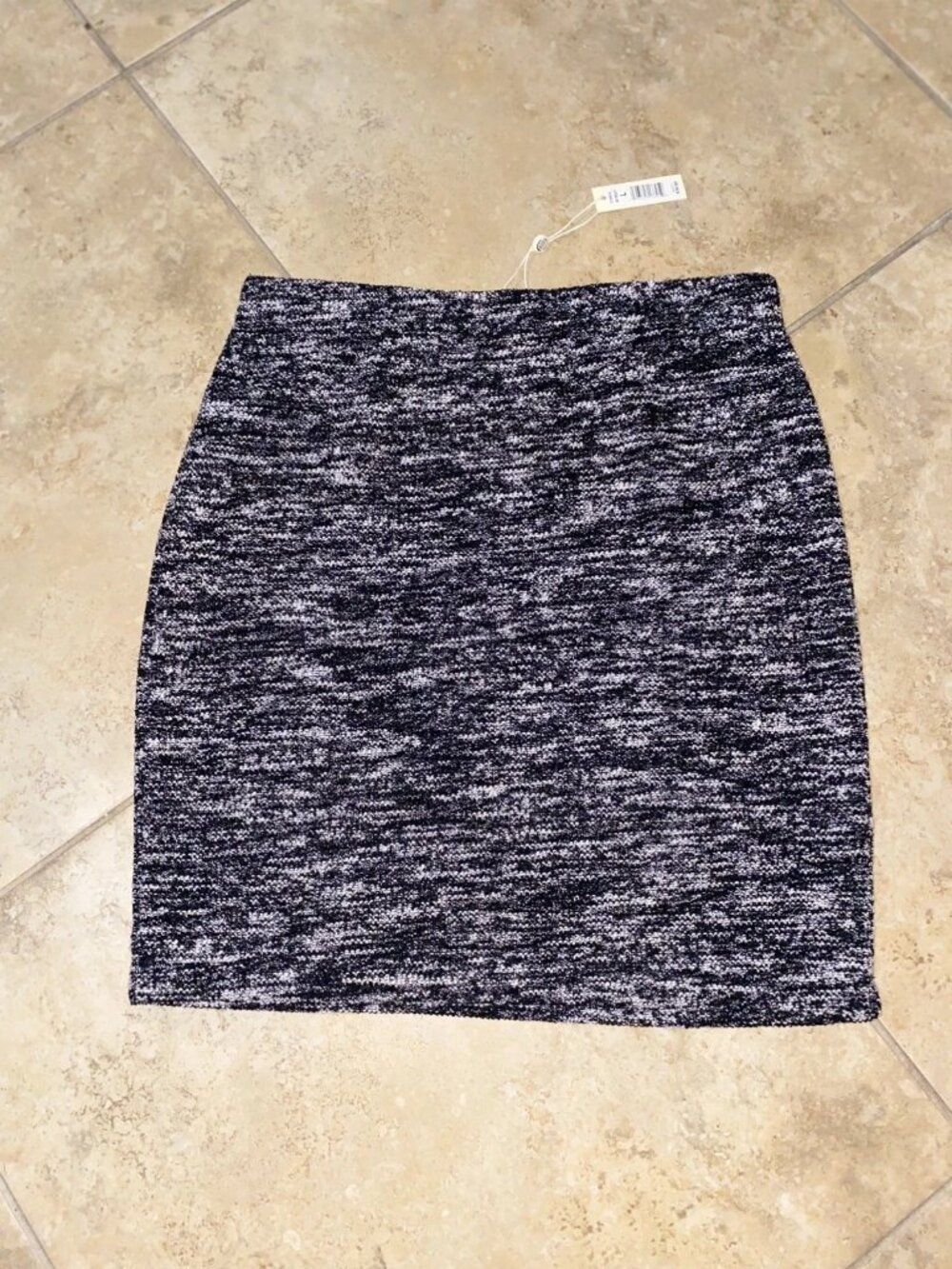 NWT$98 Max Studio Tweed Knit Mini Skirt Black White Elastic Waist New Sz L Large - Picture 4 of 13